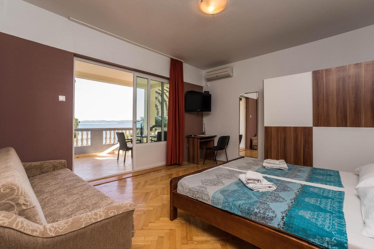 Guest House Malenica Sukošan Eksteriør bilde